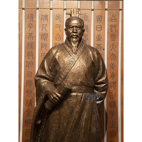 大連景觀(guān)雕塑